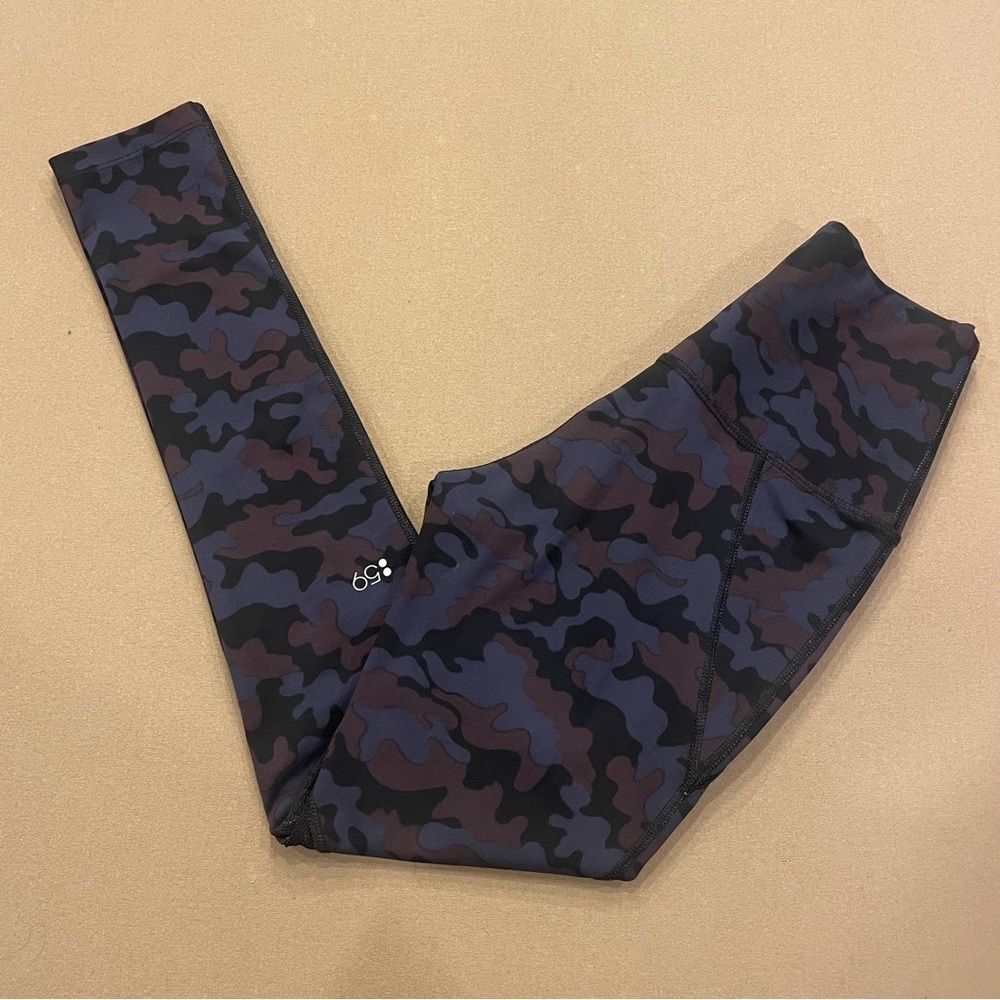 Splits59 Camo Nova Leggings Size XS